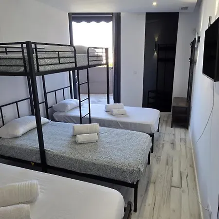 Mi Huesped 130 Valencia, Aeropuerto Guest house *