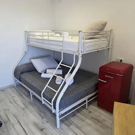 Mi Huesped 130 Valencia, Aeropuerto Manises