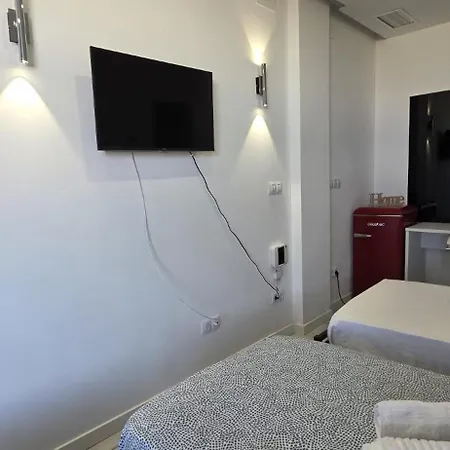 Mi Huesped 130 Valencia, Aeropuerto * Манисес