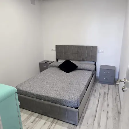 Mi Huesped 130 Valencia, Aeropuerto *