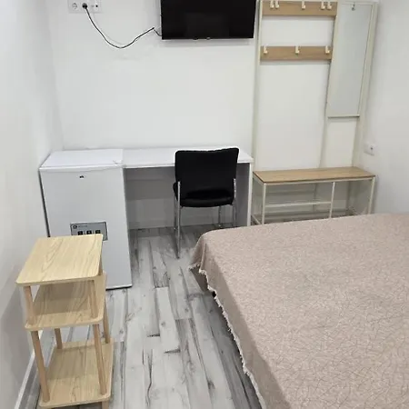 Mi Huesped 130 Valencia, Aeropuerto Гостевой дом *